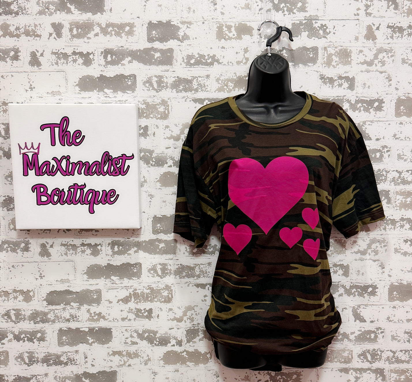 Camo Heart Pop Tee – Camo T-Shirt with Hot Pink Bubble Heart Graphic