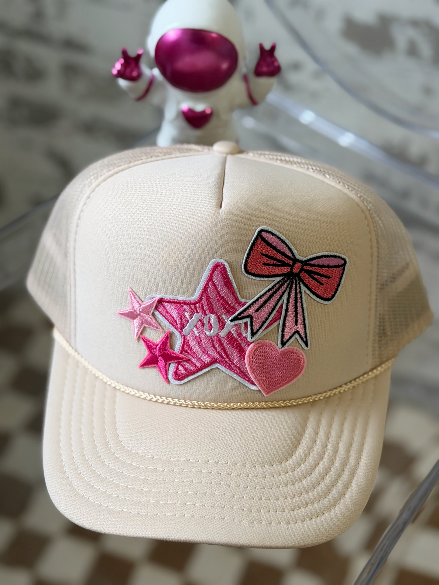 Cream XO Bow Trucker Hat