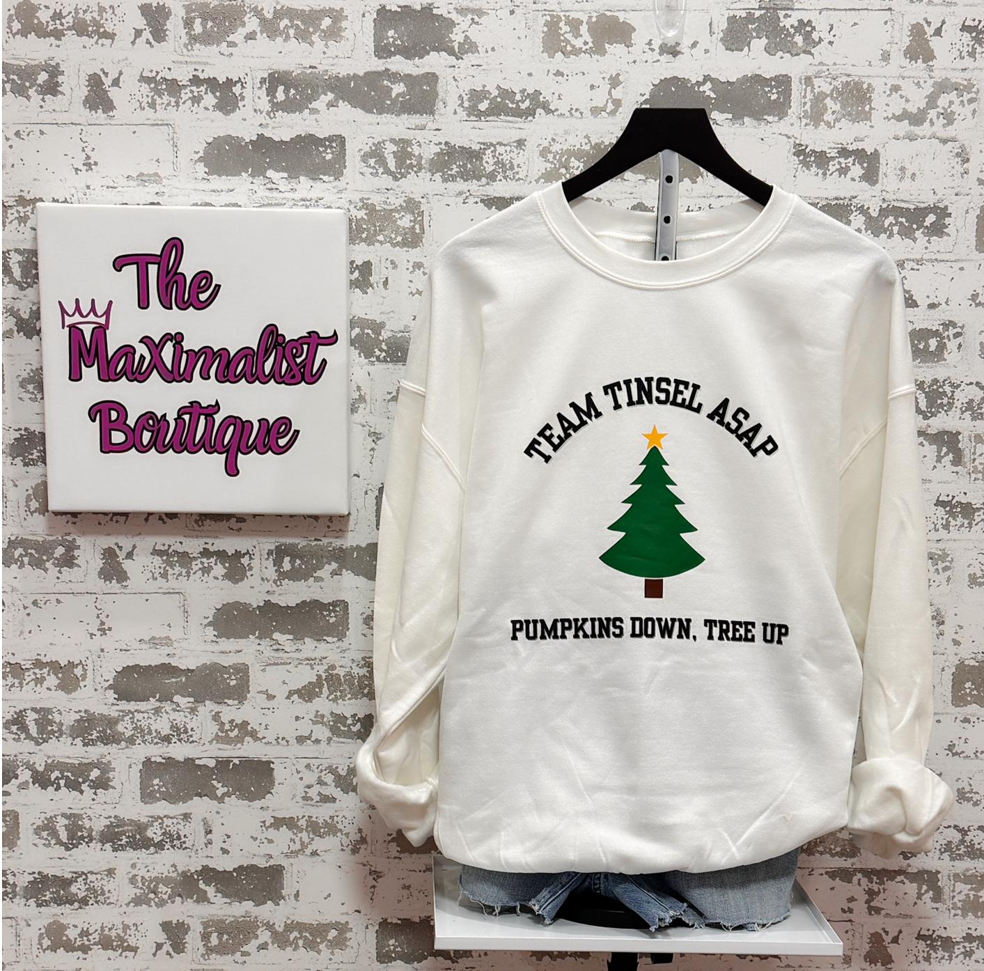Holiday Personality Sweatshirts – Limited-Edition White Pullovers for Team Turkey & Team Tinsel