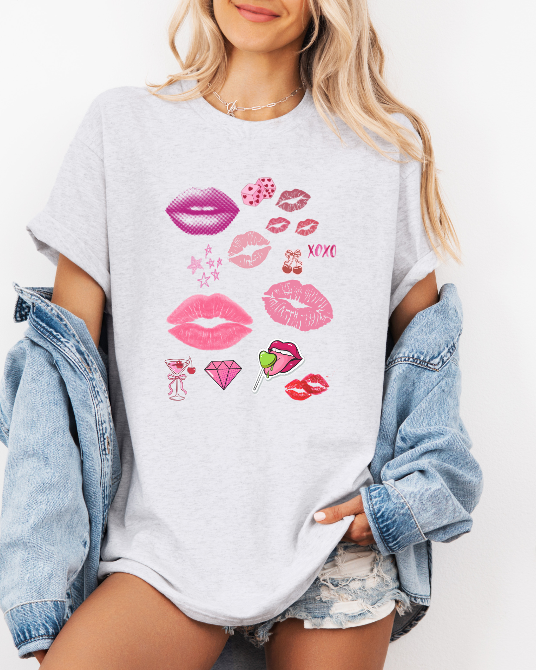 Gray tee with lips graphic on a model.