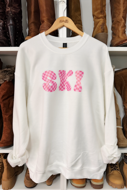 Slope-Ready Style | White Sweatshirt with Bold Pink Checkerboard SKI Graphic