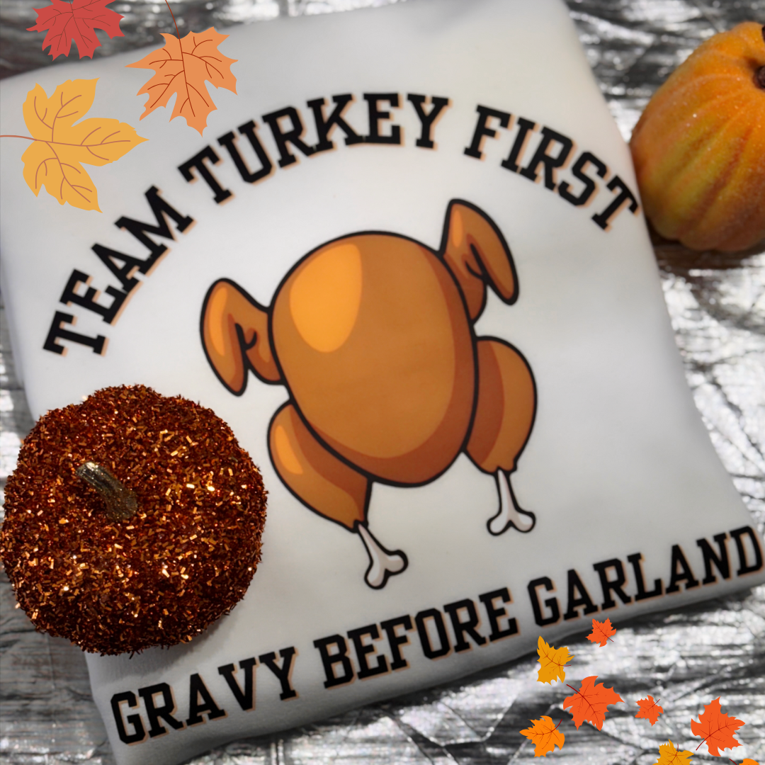 Holiday Personality Sweatshirts – Limited-Edition White Pullovers for Team Turkey & Team Tinsel